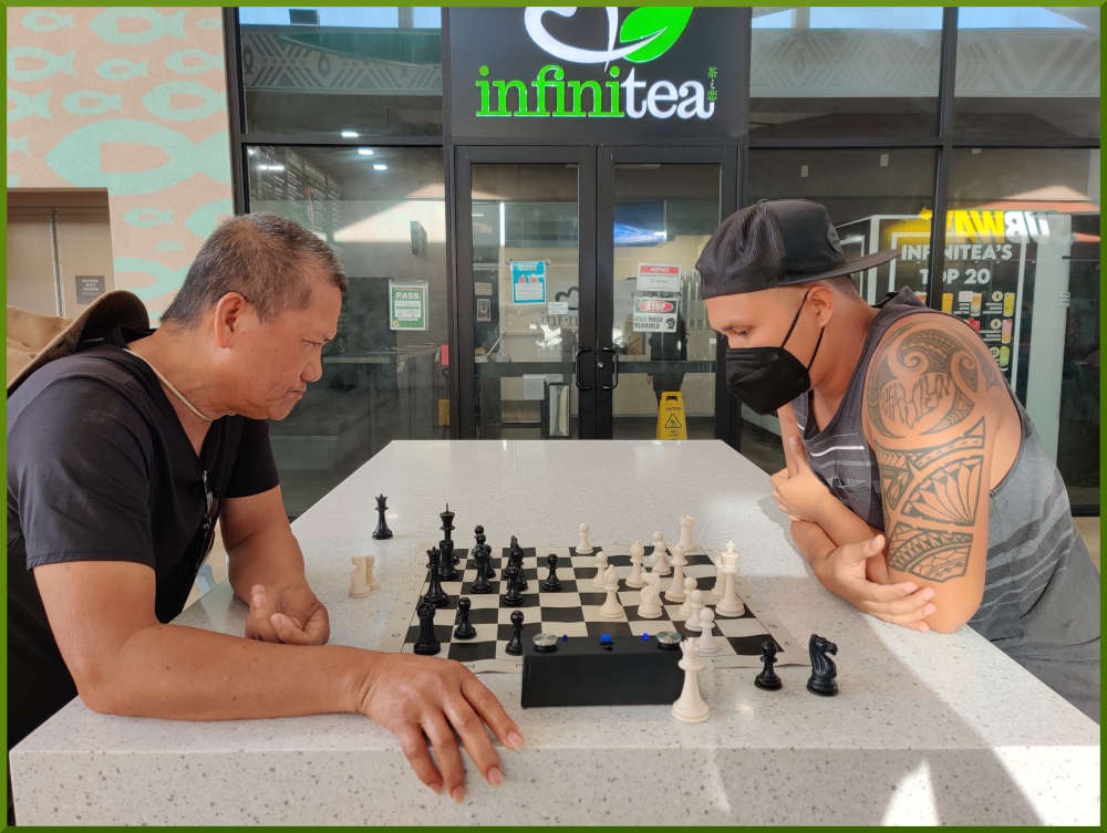 May 10th, 2022. Ka Makana Alii chess meetup. Edgar vs Shane.