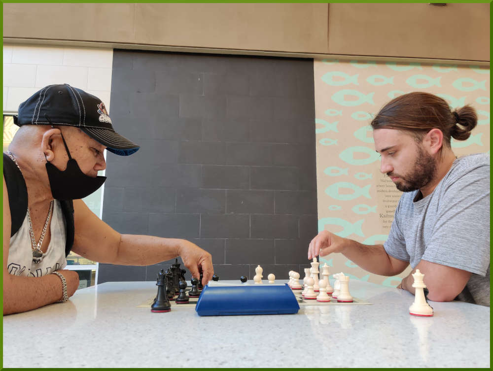 June 7th, 2022. Ka Makana Alii chess meetup. Auro vs Ari.