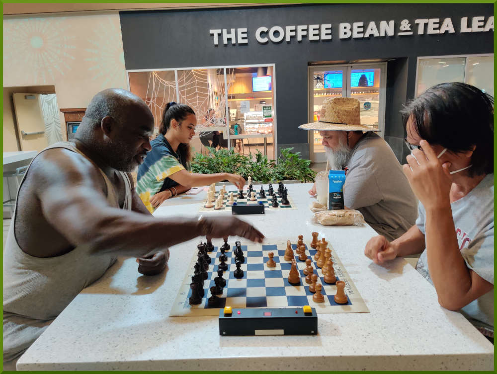 October 4th, 2022. Ka Makana Alii chess meetup.