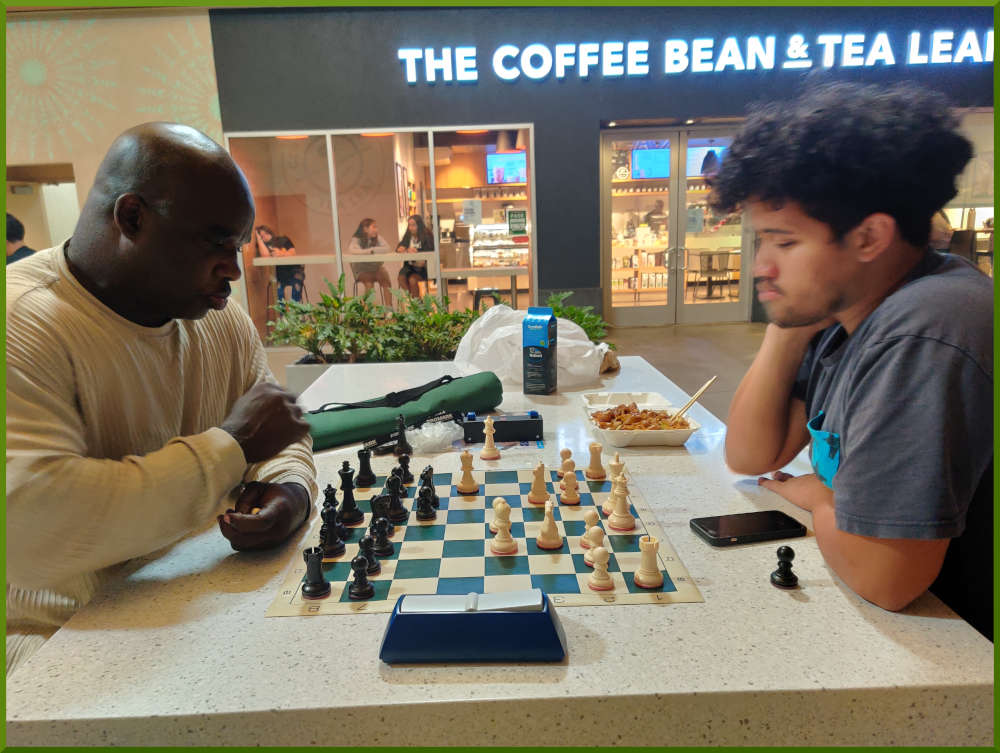 November 15th, 2022. Ka Makana Alii chess meetup. Ramon vs Christian.
