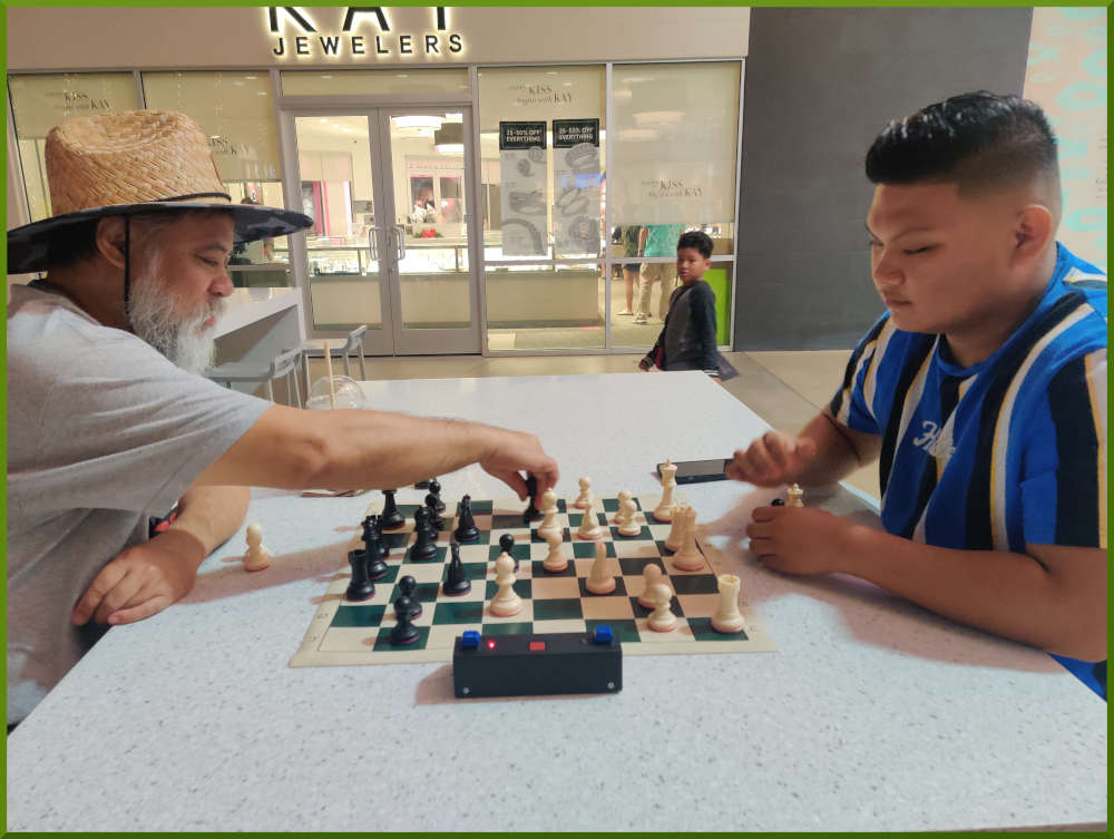 November 22nd, 2022. Ka Makana Alii chess meetup. Chet vs Prine.