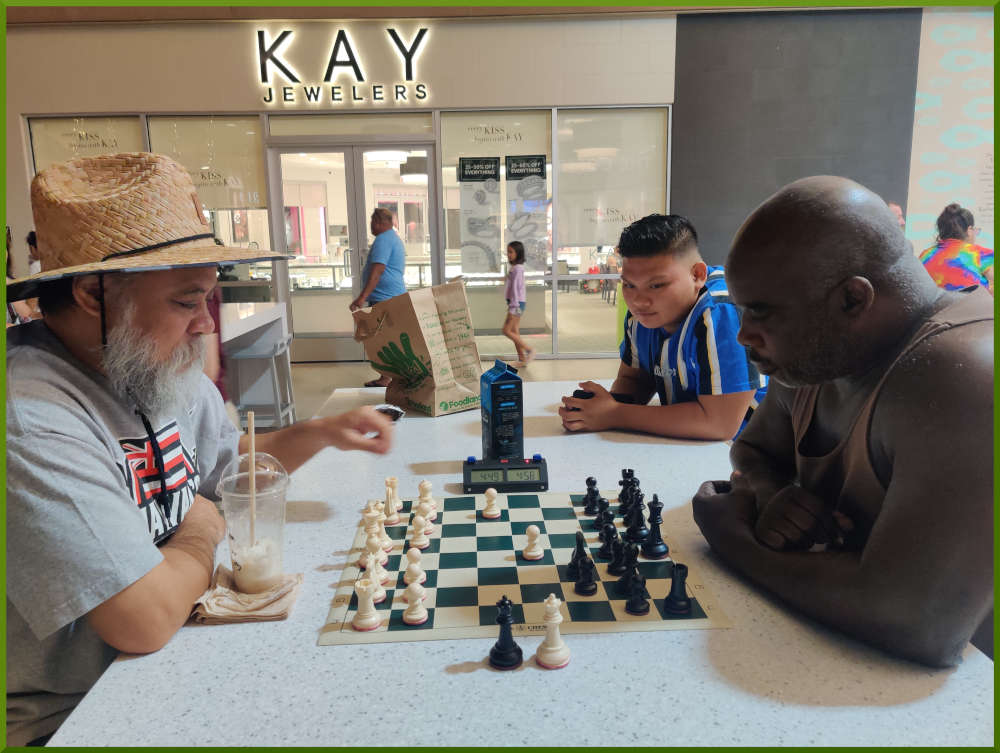November 22nd, 2022. Ka Makana Alii chess meetup. Chet vs Ramon.