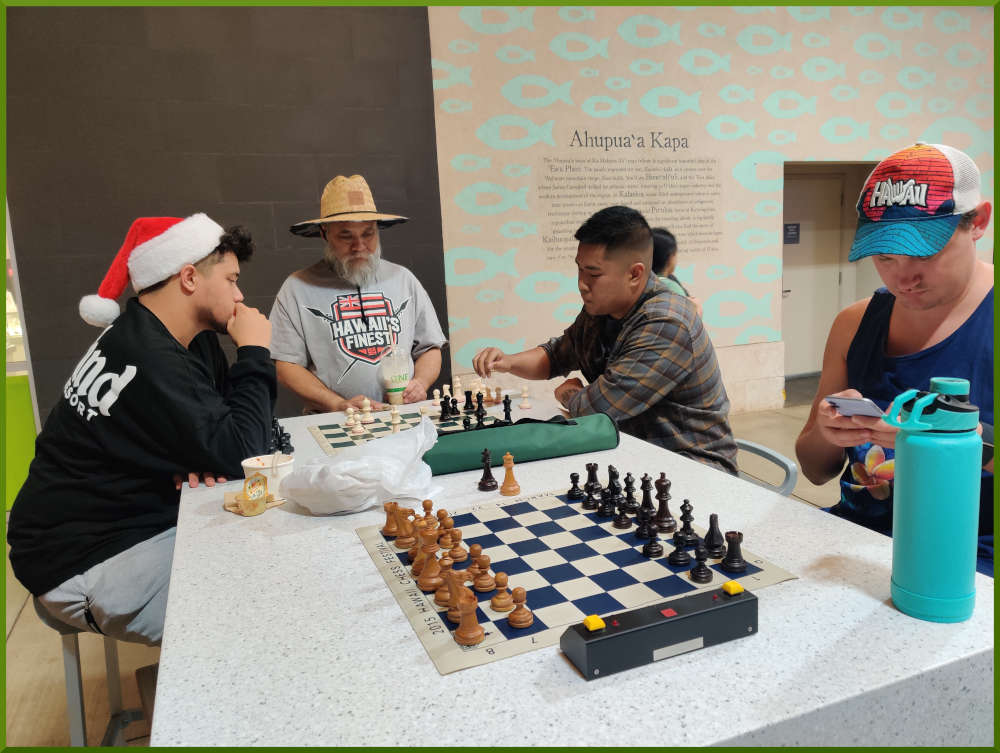 December 13th, 2022. Ka Makana Alii chess meetup. Christian vs Michael.