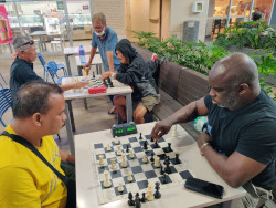 February 3, 2024. Ka Makana Alii mall chess meetup.