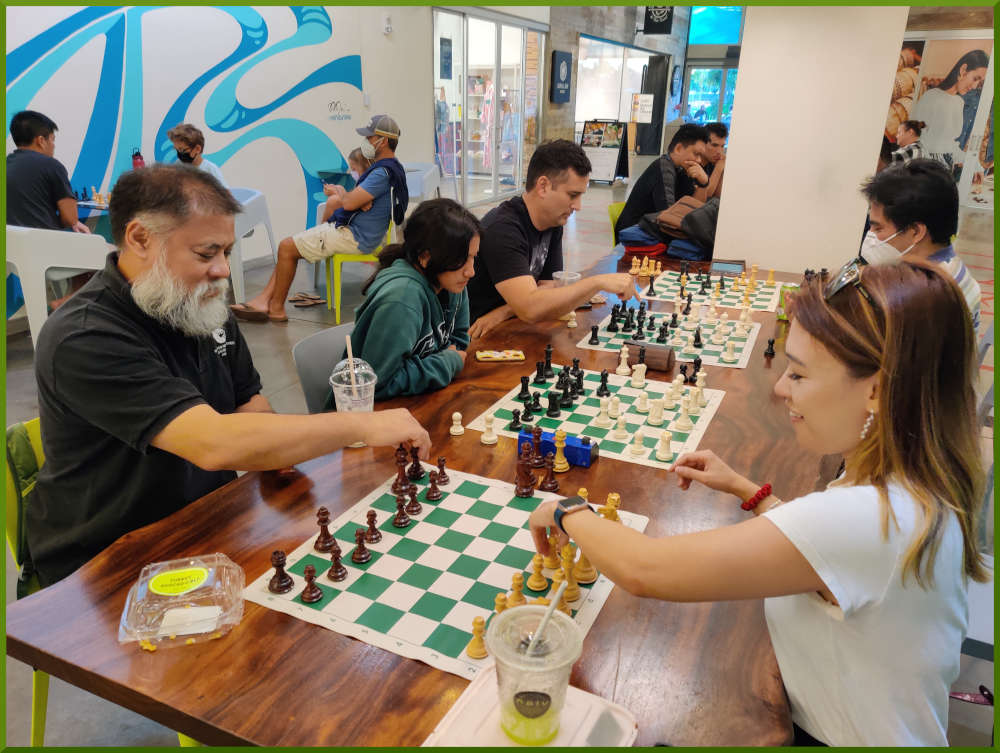 August 4th, 2022. Inaugural chess meetup at Kakaako South Shore Market.