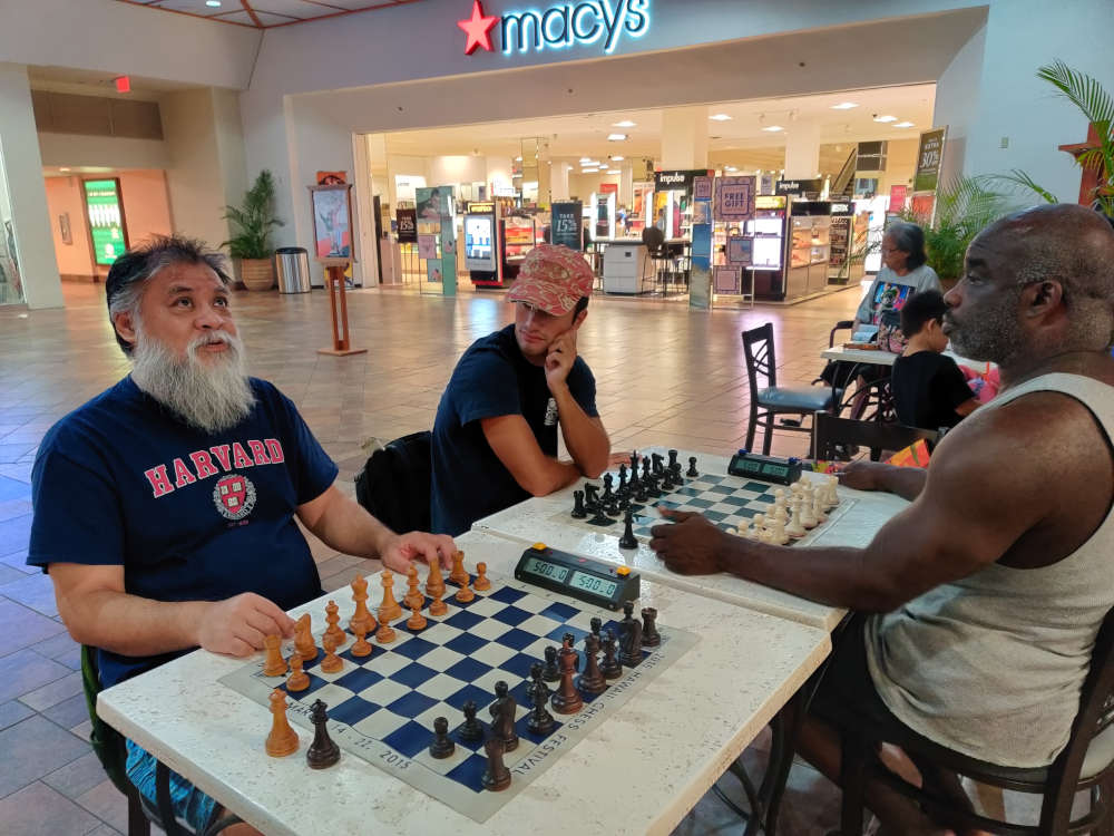 June 8, 2023. Pearlridge Center Chess Meetup.